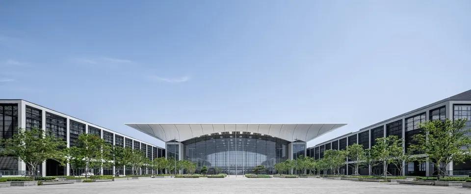 膜结构案例之中国红岛国际会议展览中心